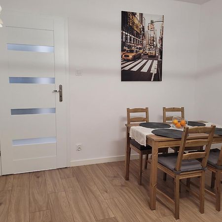 Ludowa Apartament Бискупец Экстерьер фото