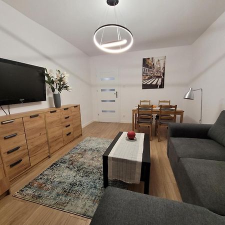 Ludowa Apartament Бискупец Экстерьер фото